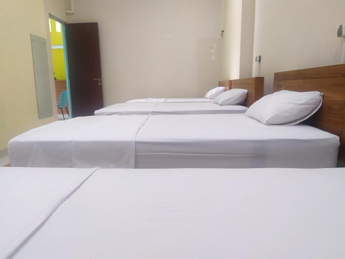 马塔兰 Footprints Xperience旅舍 外观 照片